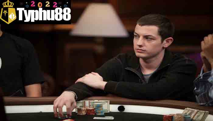 Giải đáp thắc mắc Tom dwan là ai